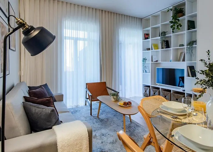 Appartement Almada 551 By Lovelystay *