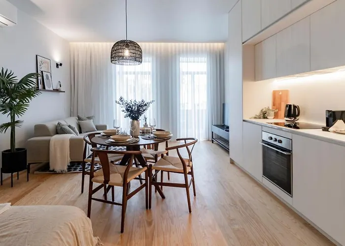 Almada 551 By Lovelystay Appartement *