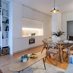 Almada 551 By Lovelystay Apartament *