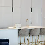 Almada 551 By Lovelystay Lejlighed