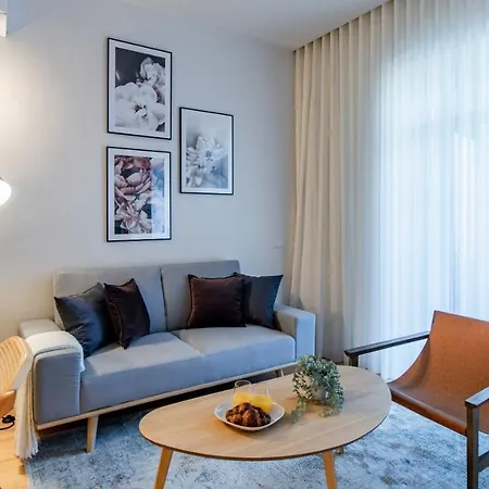 Almada 551 By Lovelystay פורטו