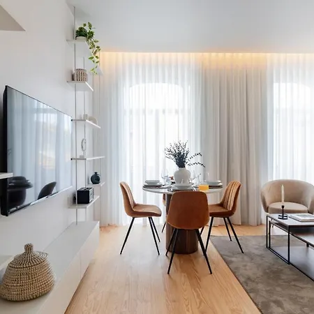 Apartament Almada 551 By Lovelystay Porto