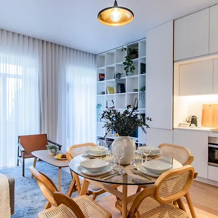 Appartement Almada 551 By Lovelystay *