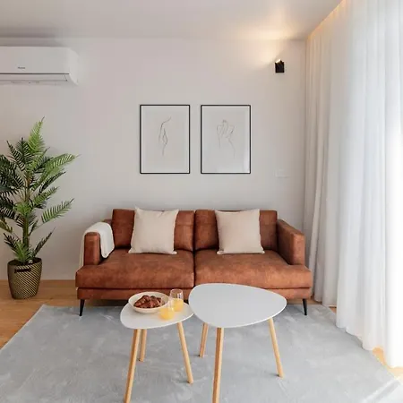 Almada 551 By Lovelystay Appartement