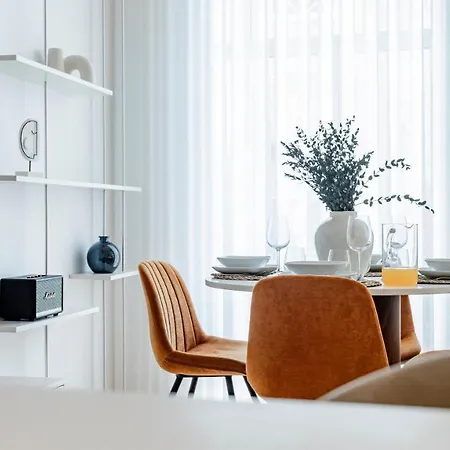 Almada 551 By Lovelystay *