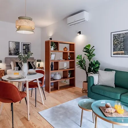 Almada 551 By Lovelystay * Oporto
