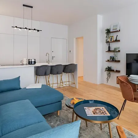 Almada 551 By Lovelystay * Oporto