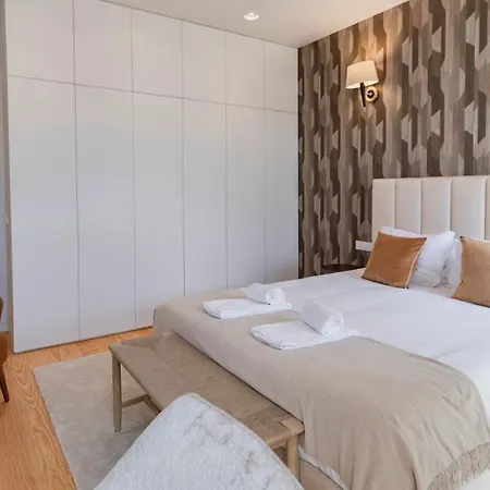 Apartment Almada 551 By Lovelystay Porto