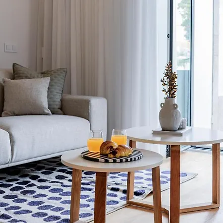 Appartement Almada 551 By Lovelystay *