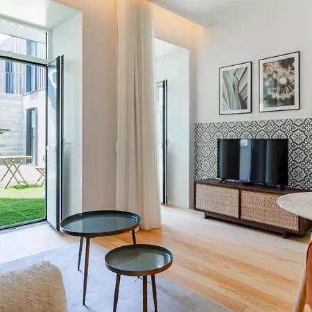 Almada 551 By Lovelystay *