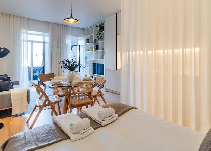 Almada 551 By Lovelystay * Porto