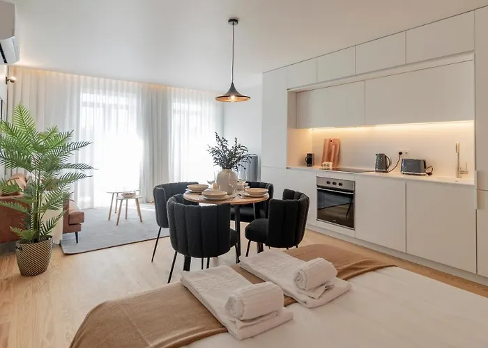 Almada 551 By Lovelystay Lejlighed