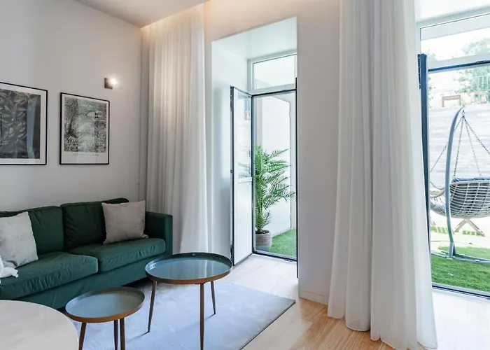 Almada 551 By Lovelystay *