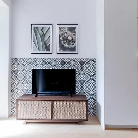 Apartment Almada 551 By Lovelystay
