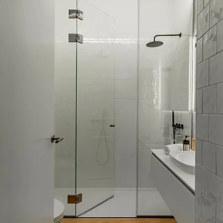 Almada 551 By Lovelystay פורטו