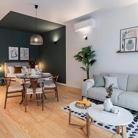 Almada 551 By Lovelystay * פורטו