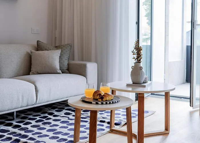 Apartmán Almada 551 By Lovelystay *