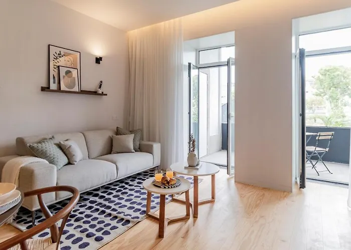 Almada 551 By Lovelystay Apartmán *